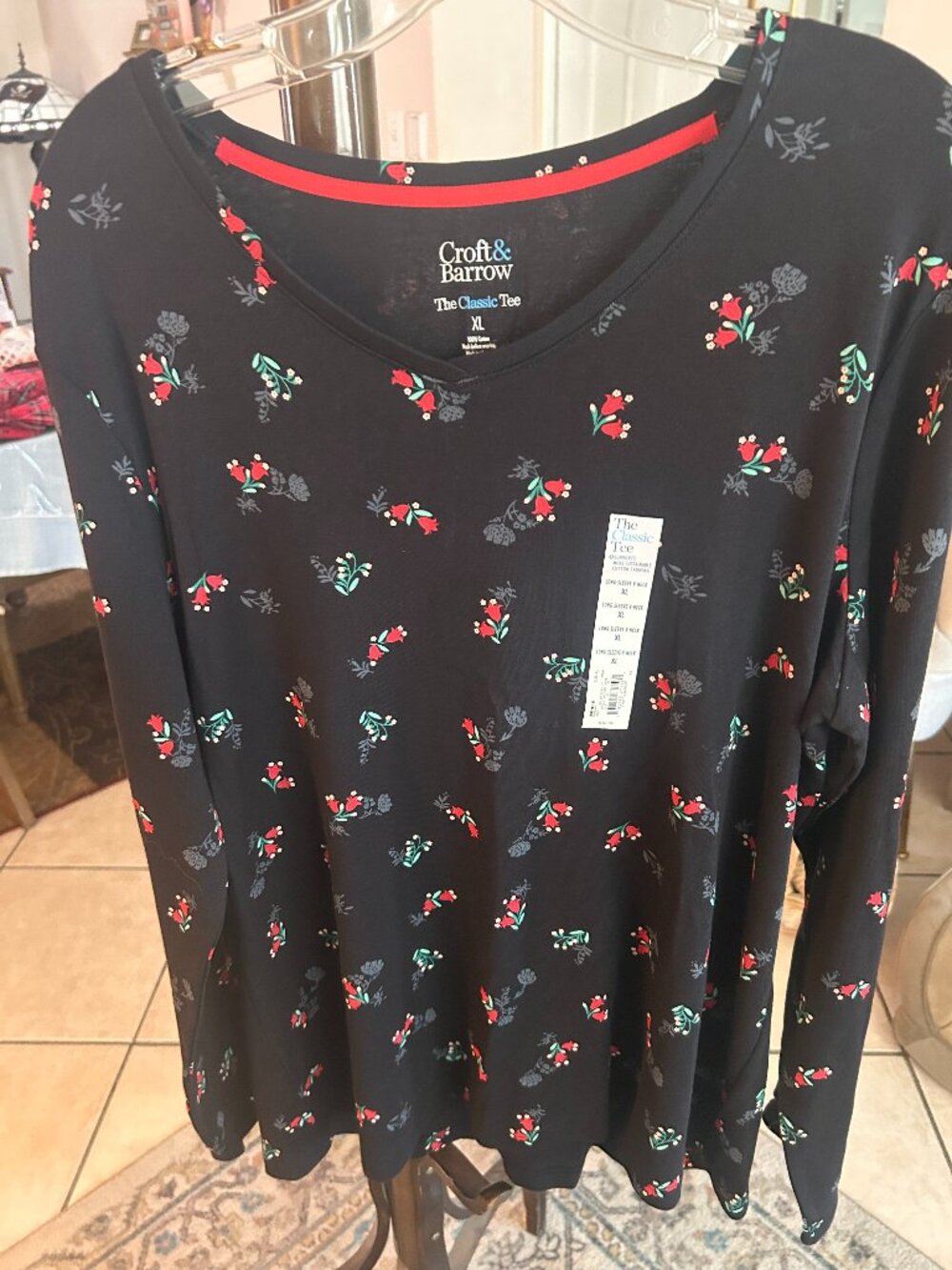 NWT Croft & Barrow XL Holiday Floral Print Long Sleeve Classic Tee